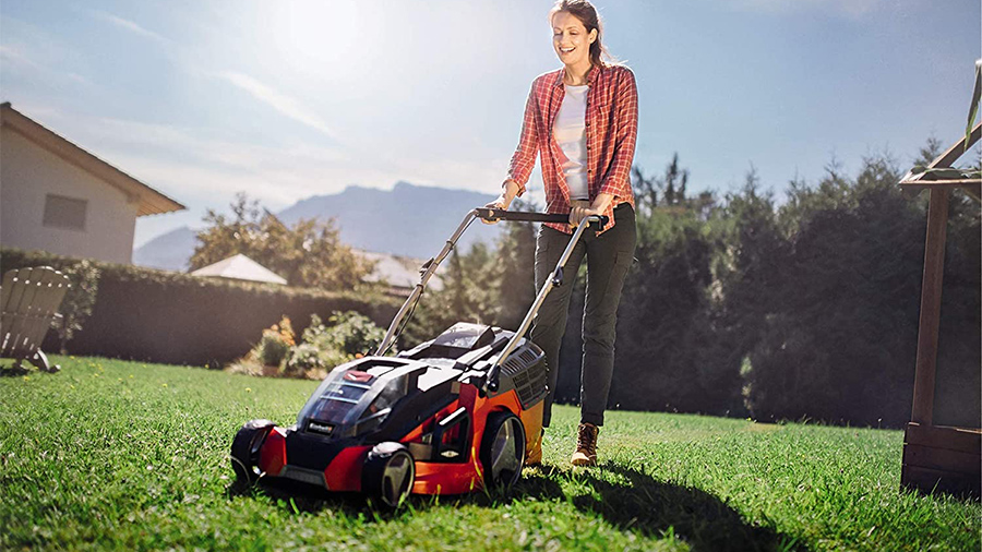 La tondeuse à gazon GE-CM 43 Li Einhell