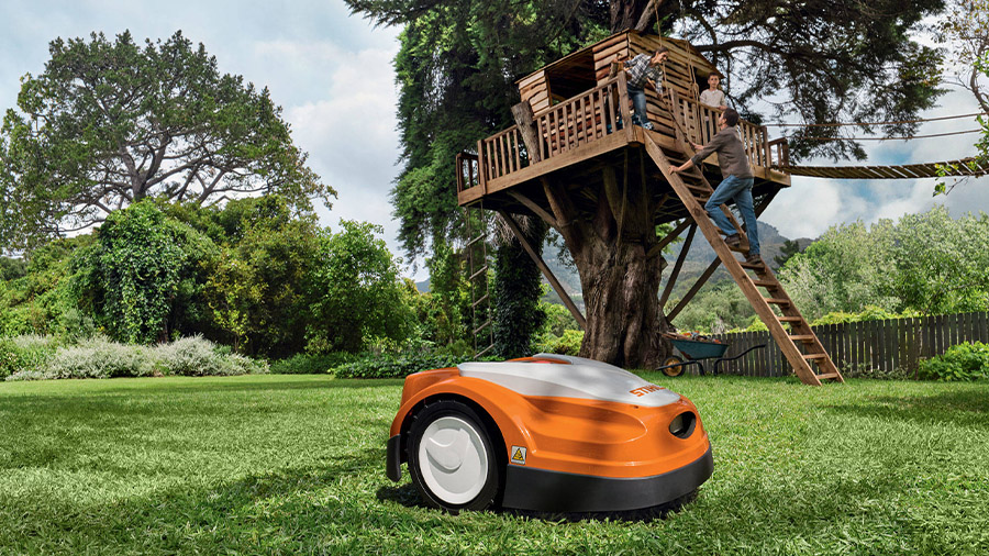 Robot de tonte STIHL RMI 422 P
