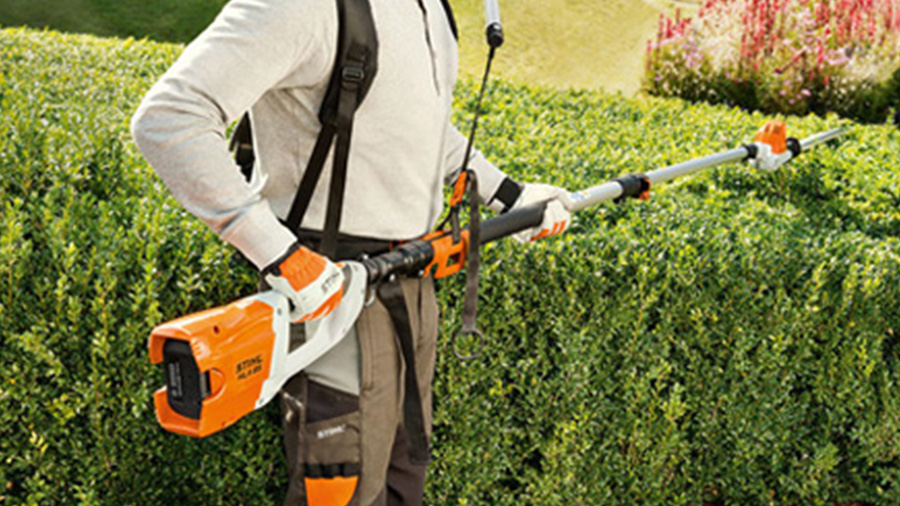 Le taille-haies sur perche HLA 85 STIHL