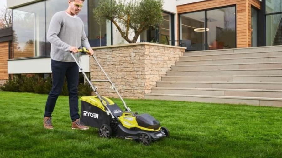Tondeuse poussée ONE+ RY18LMX37A-150 Ryobi 