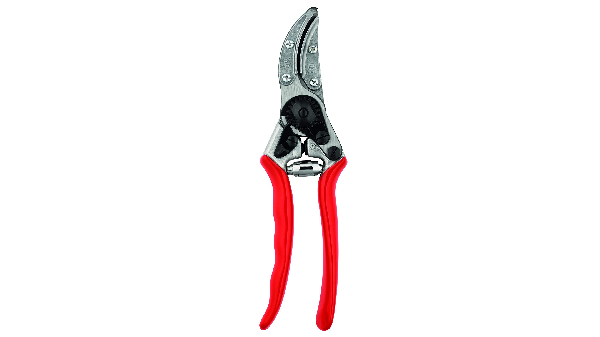 Le sécateur à main 100 FELCO : pour un meilleur entretien des fleurs