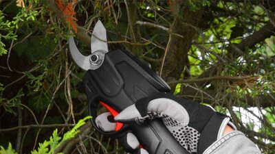 Sécateur rechargeable CS7.2VLIT ELEM Garden Technic Sécateur rechargeable CS7.2VLIT ELEM Garden Technic