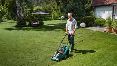 Test et avis de la tondeuse sans fil Bosch Rotak 430 Li promotion