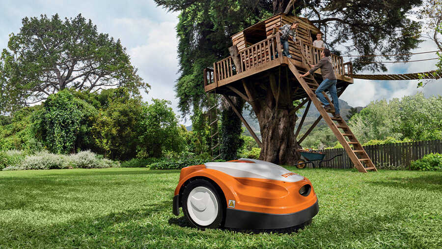 Robot de tonte STIHL RMI 422 P