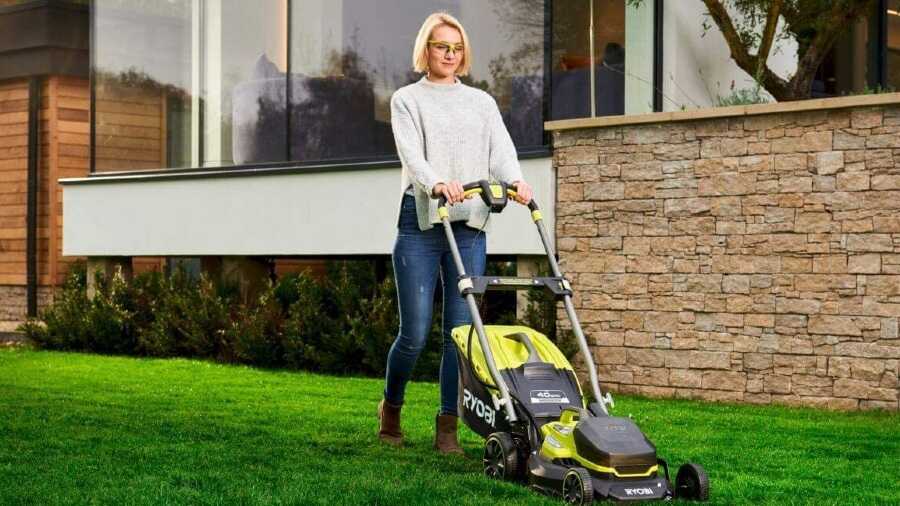 Tondeuse ONE+ RY18LMX40A-240 Ryobi 