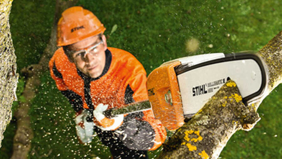 La perche d’élagage HTA 65 STIHL