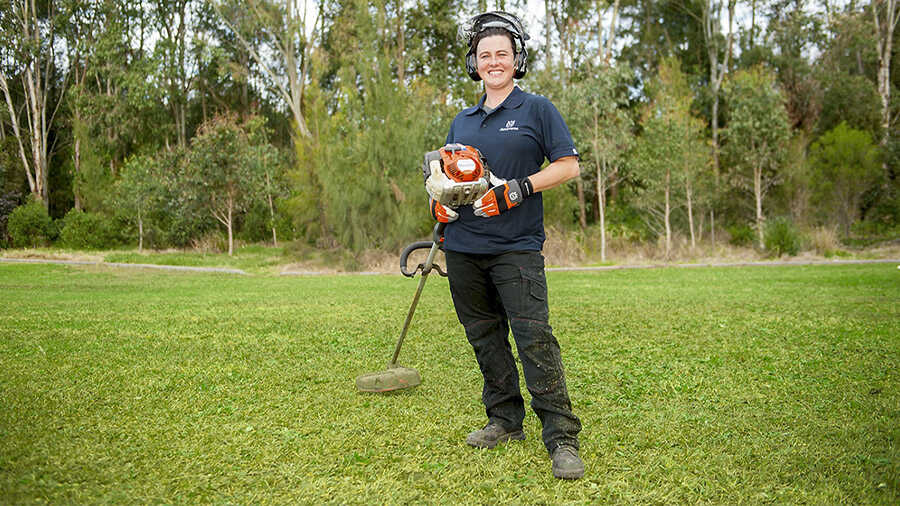 La débroussailleuse thermique professionnelle 525RJX Husqvarna 