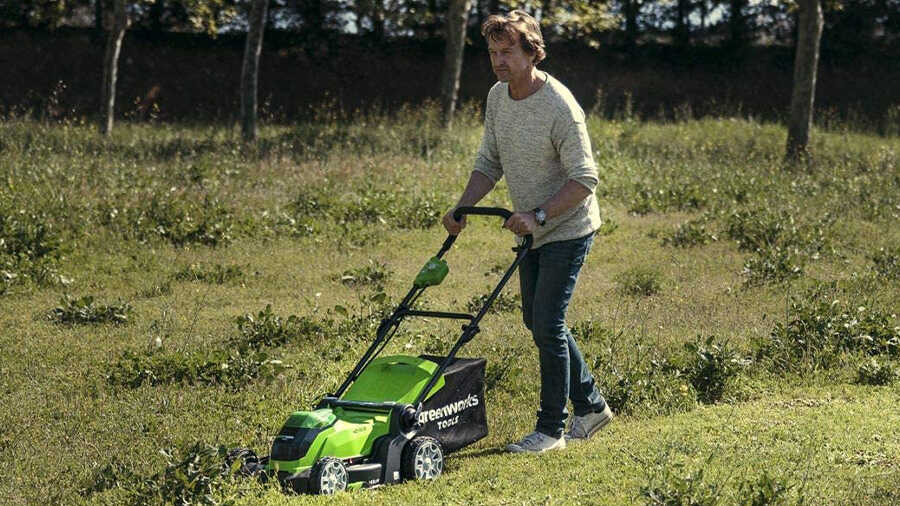  La tondeuse à gazon G40LM41 Greenworks