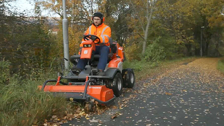 La tondeuse autoportée Husqvarna Professionnelle P524